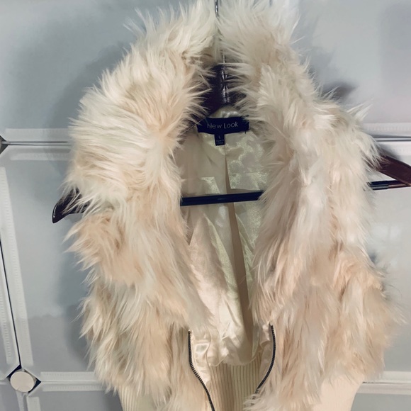 Trendy faux fur and knit women’s stylish vest - Picture 3 of 3